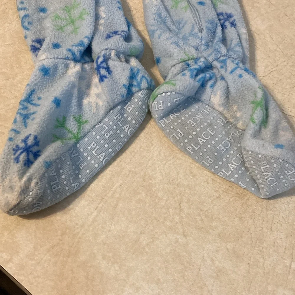 Fleece pjs pair